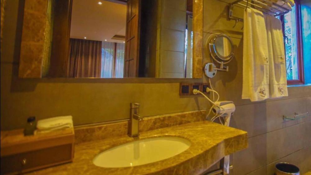 Aswadduma Hotel Дамбулла Экстерьер фото